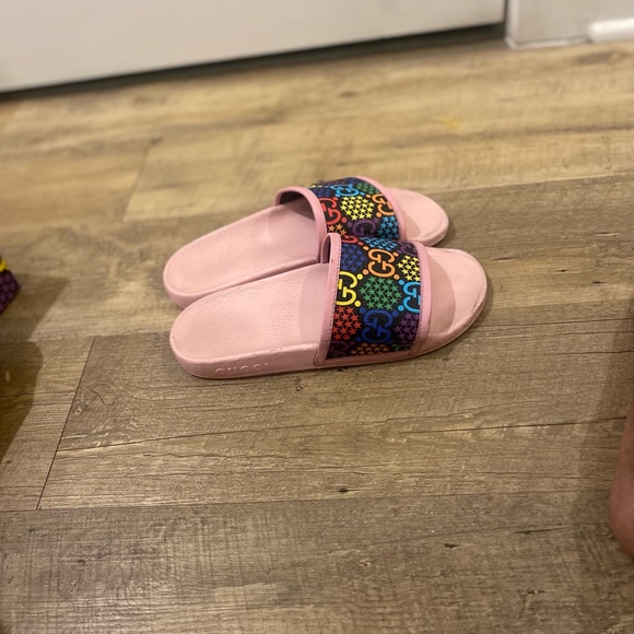 Authentic Gucci Slides‼️‼️ - Picture 3 of 7